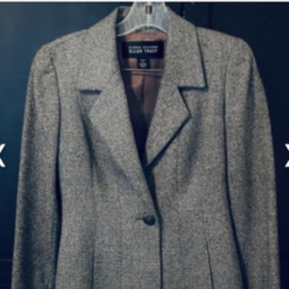 Beautiful Wool Skirt Suit - Picture 8 of 12